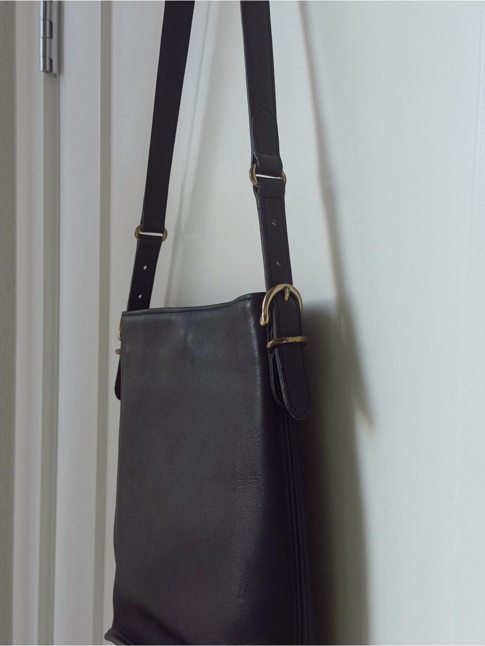 Simple Black Leather Coach Bag